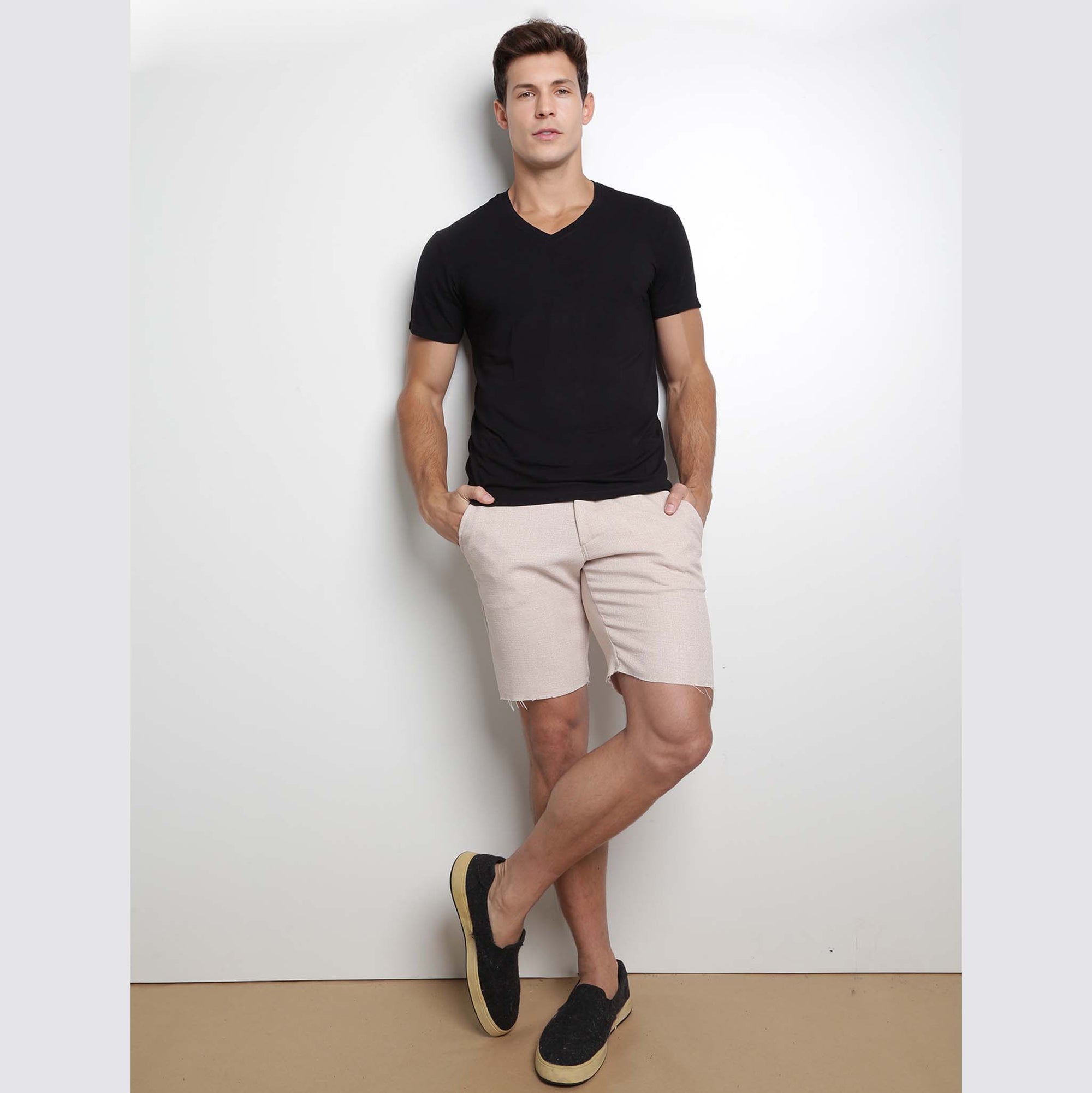 Camiseta The V Preta
